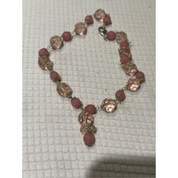 Pink beaded necklace  - Picture 1 of 6